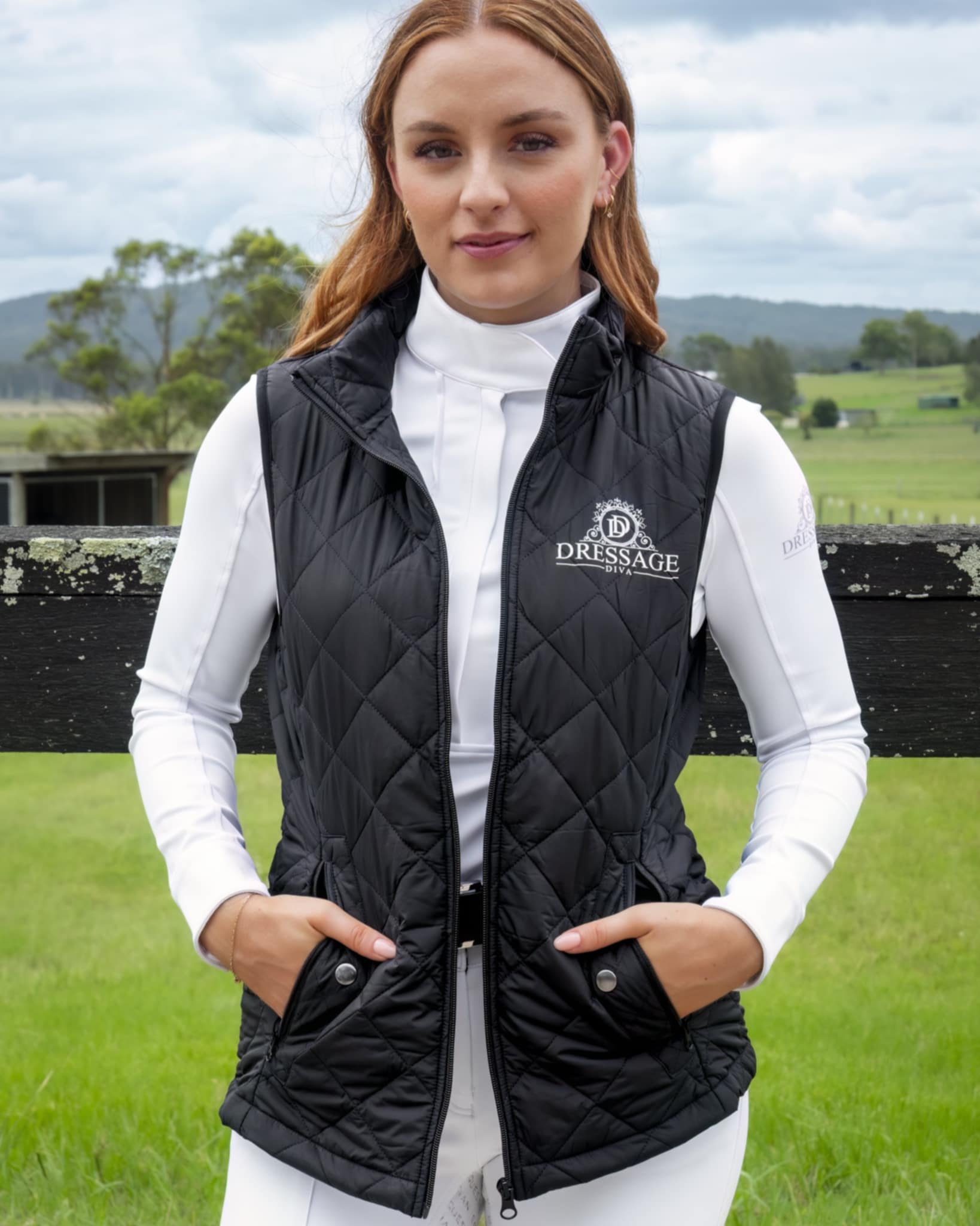 Light weight quilted vest with side pockets